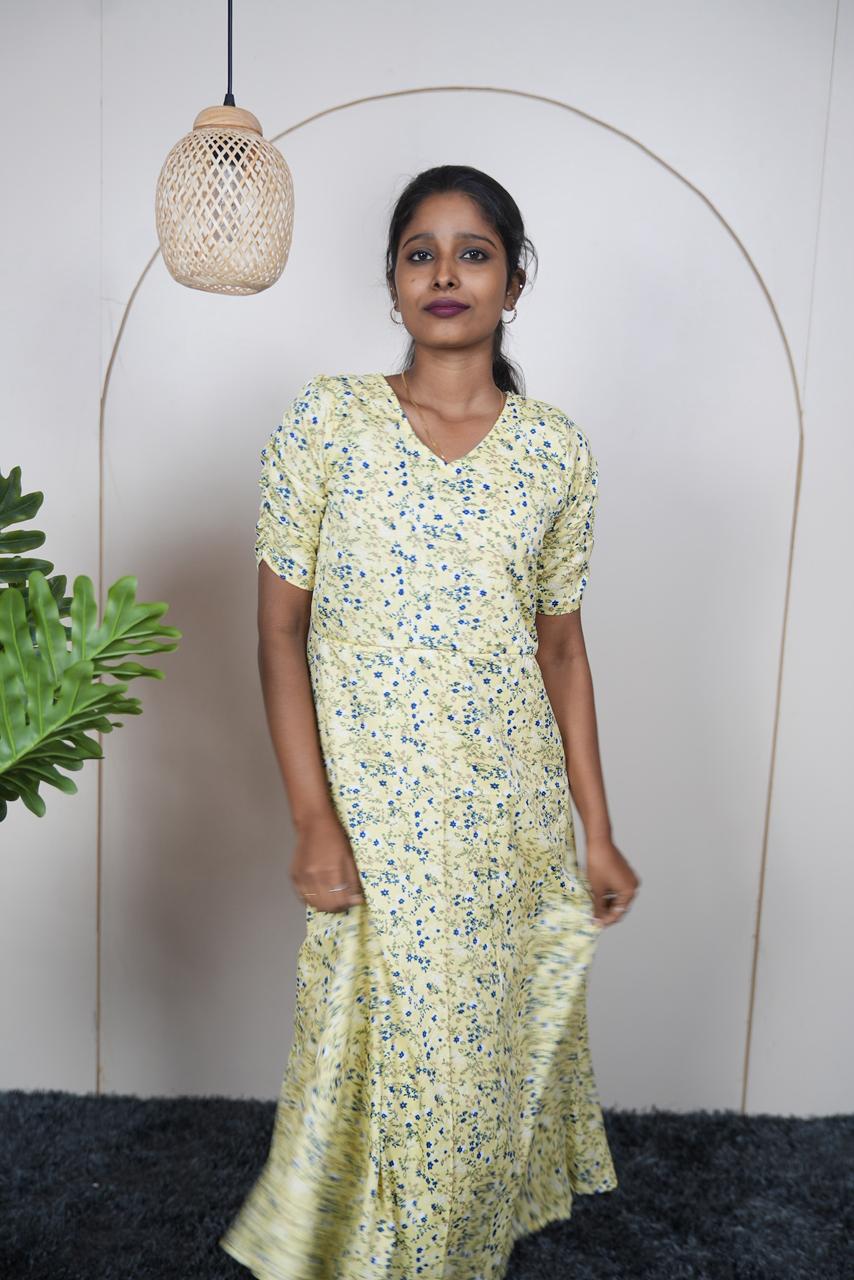 Tiny Floral Delta Premium Maxi Dress